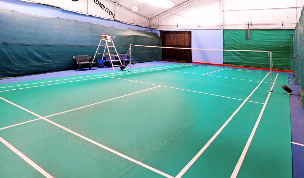 Badminton